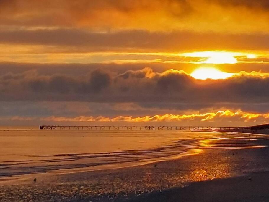 Studio Bords De Plage سان جان دي مونت المظهر الخارجي الصورة